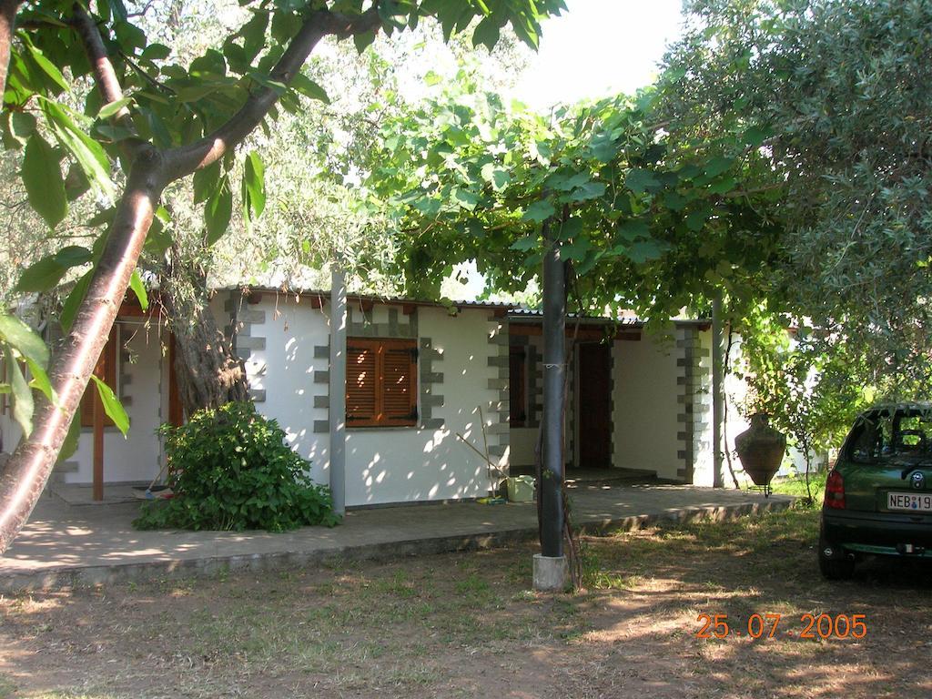 Villa Karapataki Skala Rachoni  Quarto foto
